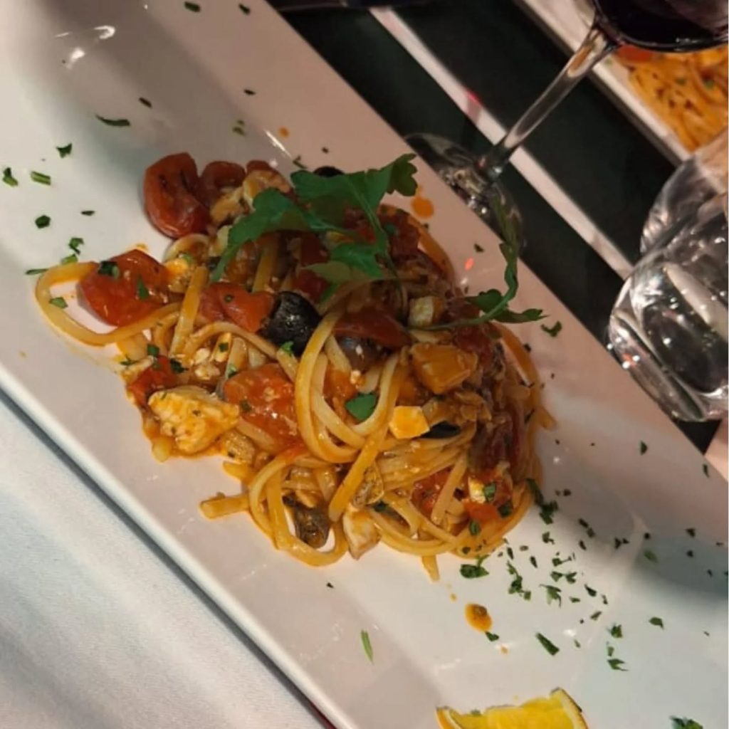 Instagram post from viajesdante. This post is in position 3.